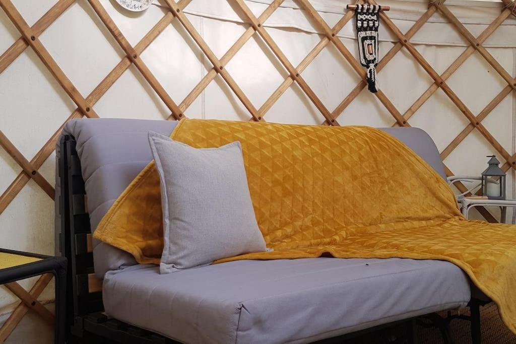 Hotel Bronfelen Yurt Cynghordy Exterior foto
